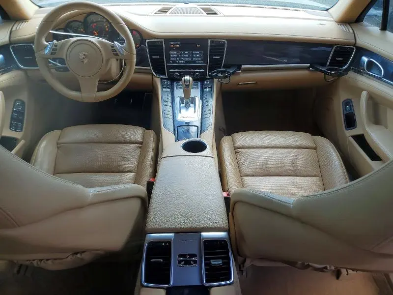 2012 PORSCHE PANAMERA 2  