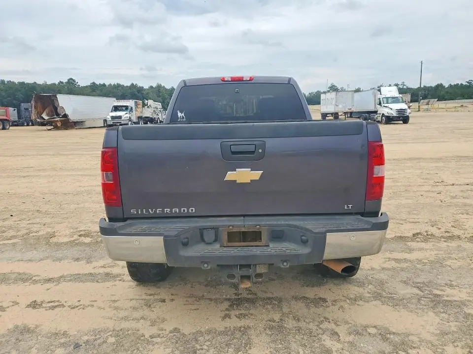 2011 CHEVROLET SILVERADO K2500 HEAVY DUTY LT  