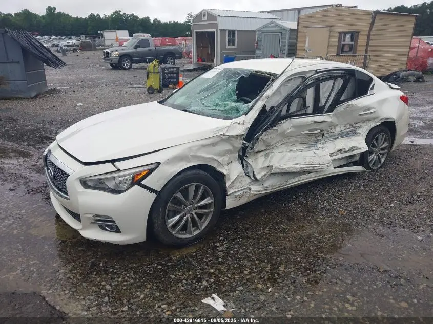 2017 INFINITI Q50 2.0T BASE