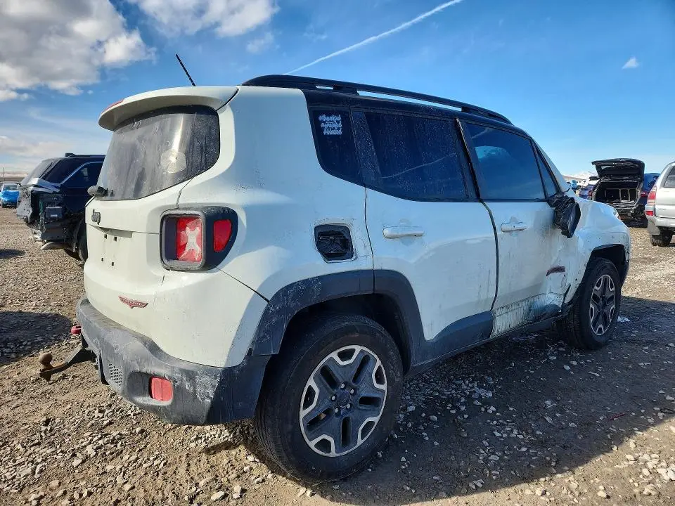 2016 JEEP RENEGADE TRAILHAWK  