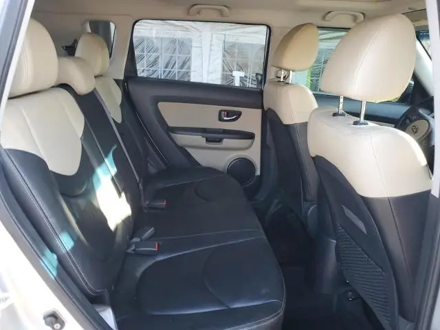 2012 KIA SOUL +  