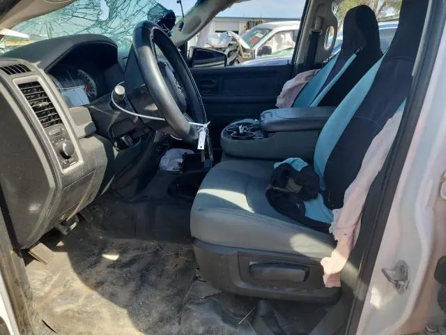 2016 RAM 1500 ST