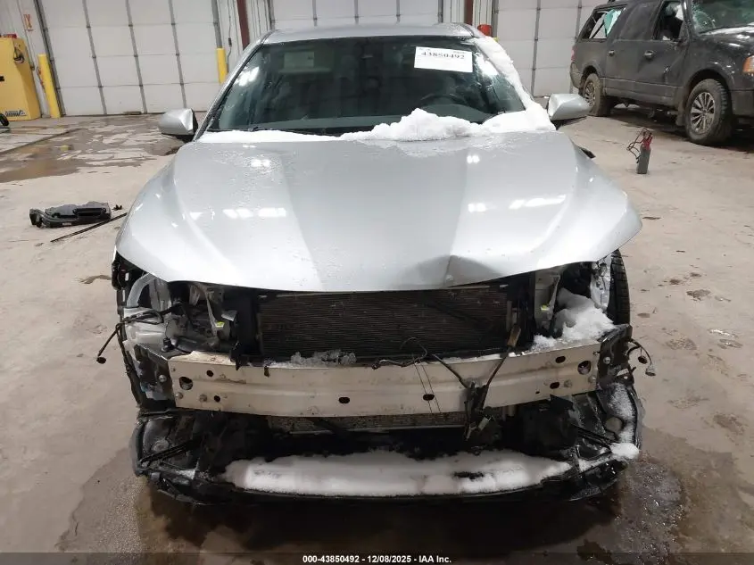 2022 TOYOTA CAMRY SE AWD