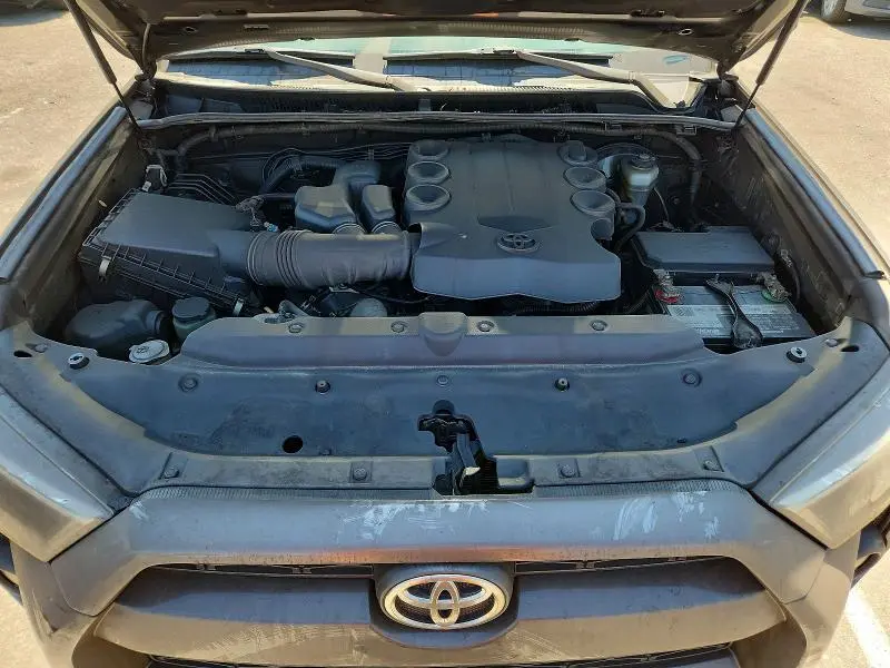 2016 TOYOTA 4RUNNER SR5  