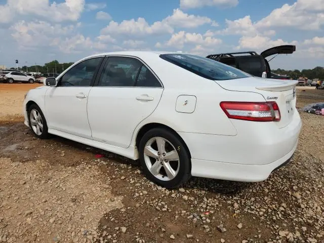 2011 TOYOTA CAMRY SE  