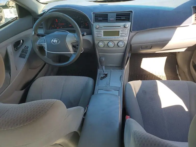 2011 TOYOTA CAMRY LE  