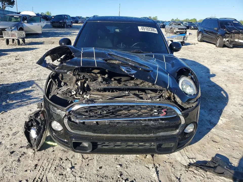 2016 MINI COOPER S  