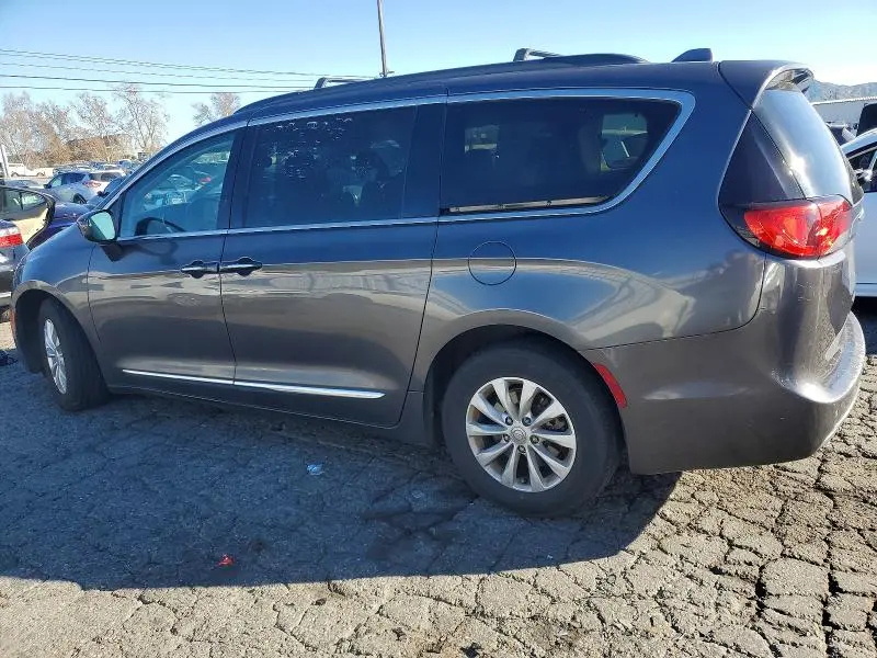 2017 CHRYSLER PACIFICA TOURING L  