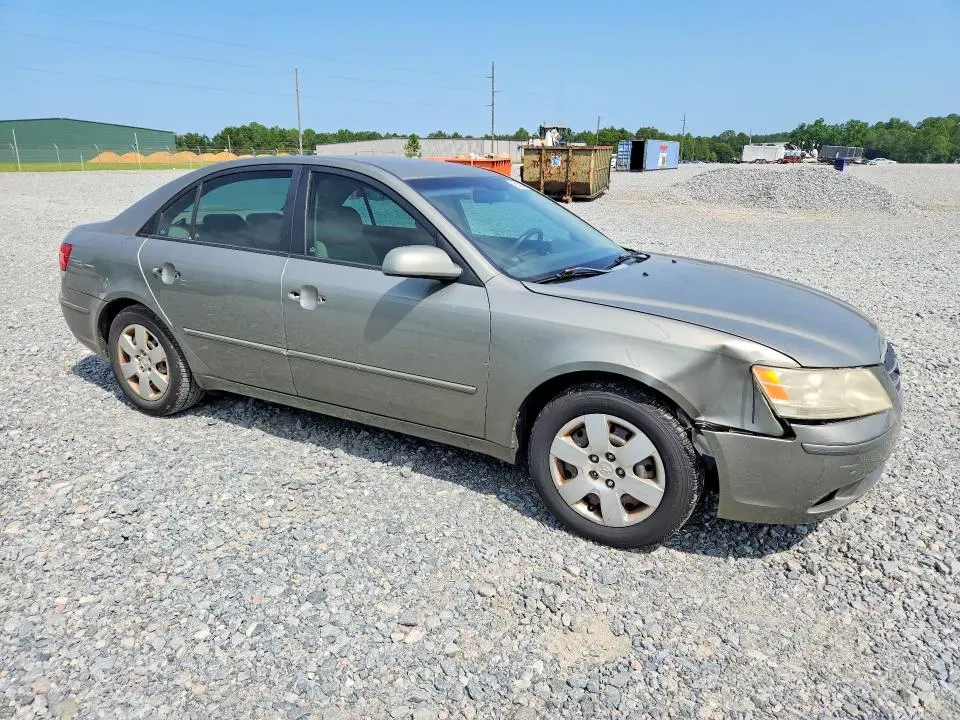 2010 HYUNDAI SONATA GLS  