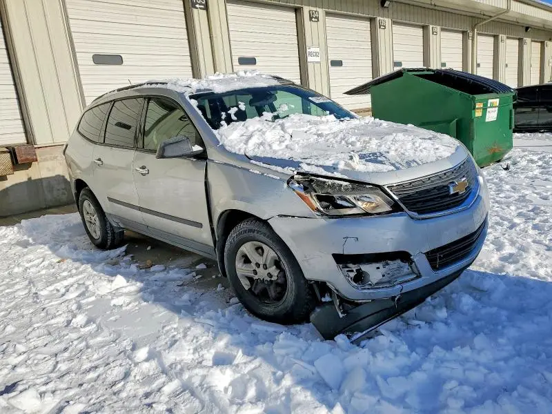 2014 CHEVROLET TRAVERSE LS  