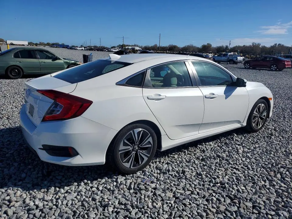 2018 HONDA CIVIC EX  