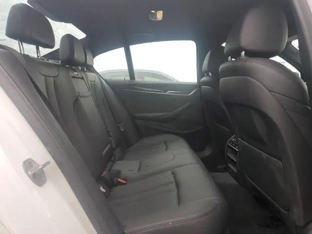 2018 BMW 530E   