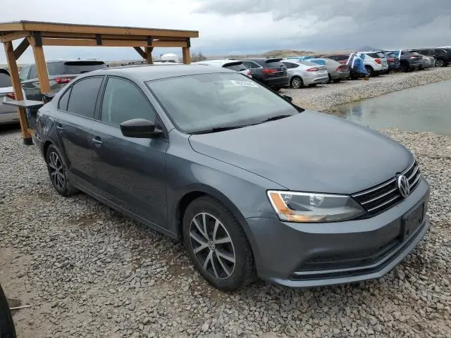 2016 VOLKSWAGEN JETTA SE  