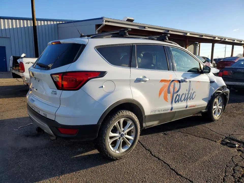 2019 FORD ESCAPE SEL  