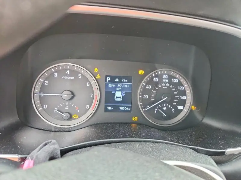 2021 HYUNDAI TUCSON SEL  