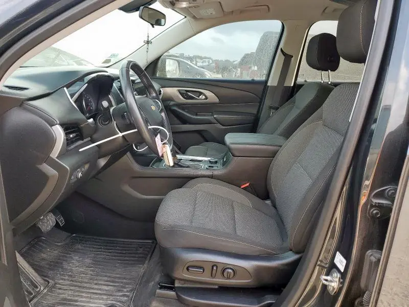 2020 CHEVROLET TRAVERSE LT  