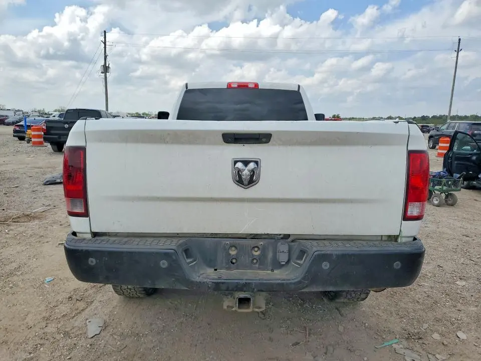 2014 RAM 2500 ST  