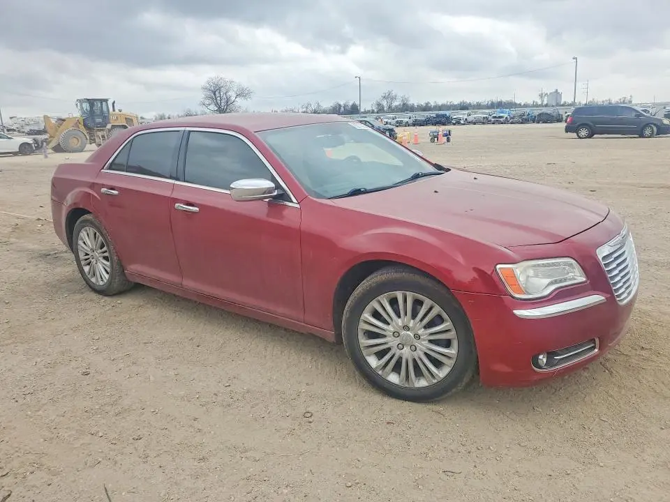 2013 CHRYSLER 300C   