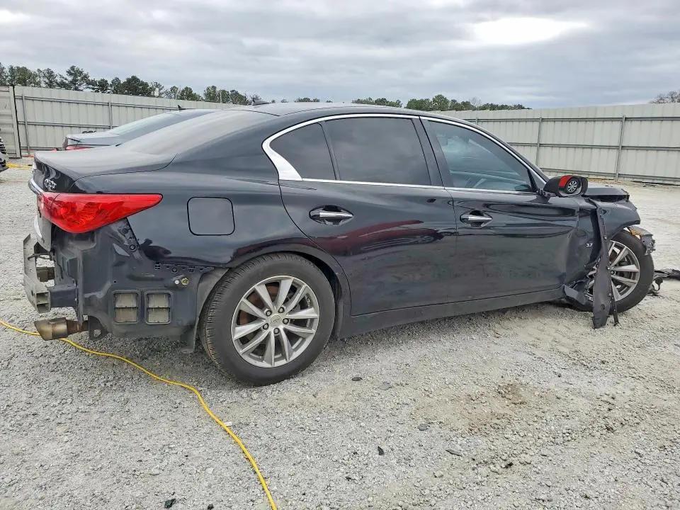 2015 INFINITI Q50 BASE  