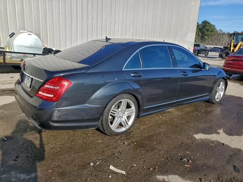 2013 MERCEDES-BENZ S 550  