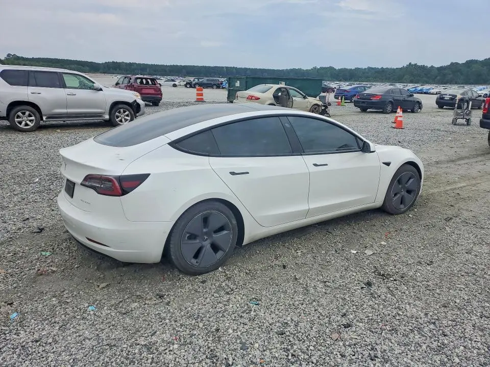2021 TESLA MODEL 3   