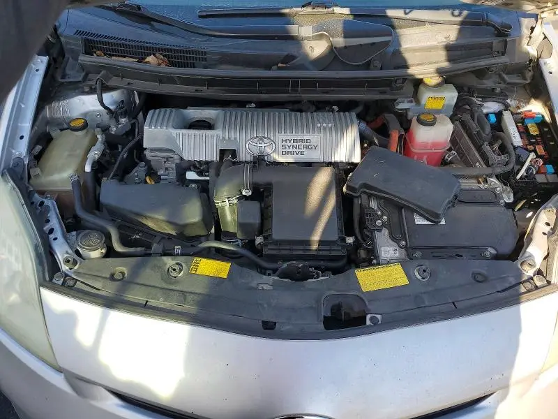 2013 TOYOTA PRIUS TWO  