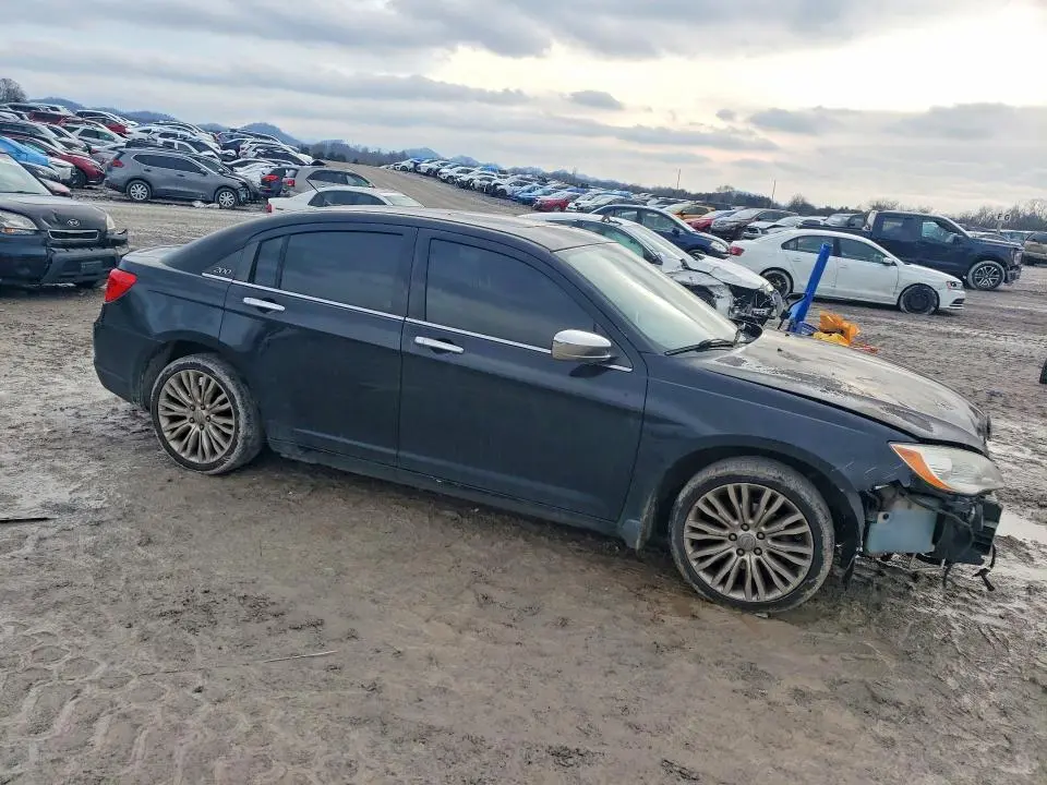 2011 CHRYSLER 200 LIMITED  
