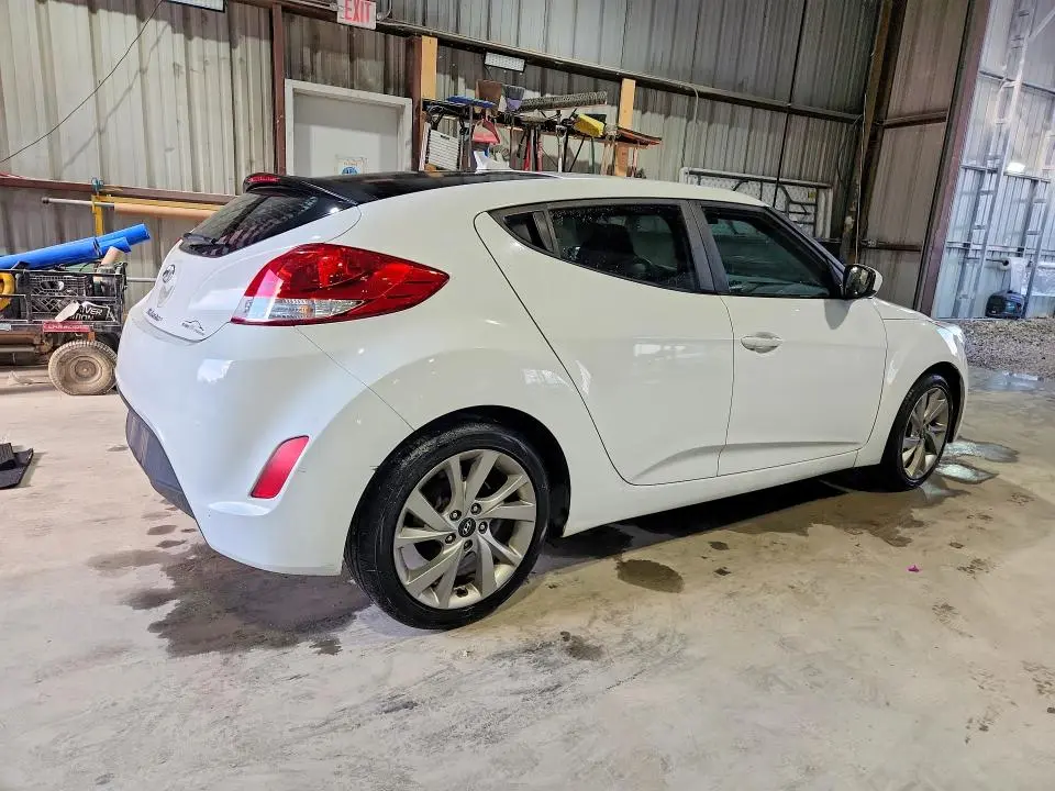 2016 HYUNDAI VELOSTER BASE  