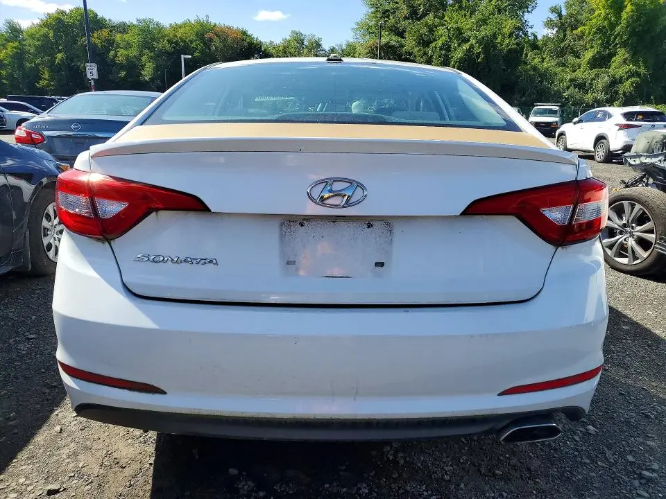 2017 HYUNDAI SONATA SE  