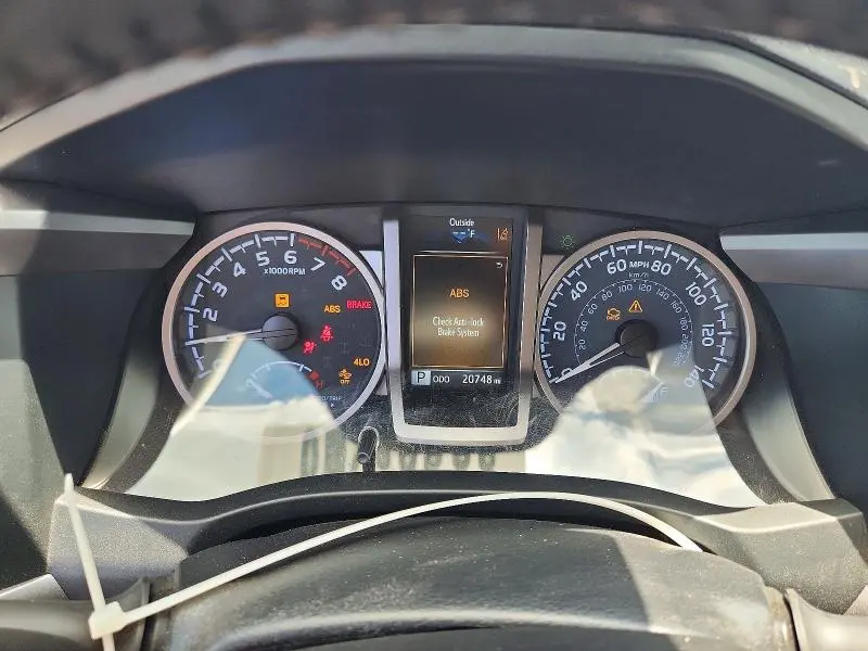 2023 TOYOTA TACOMA SR5 V6  
