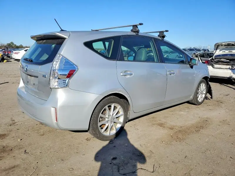 2014 TOYOTA PRIUS V   