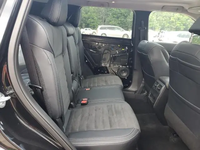 2024 MITSUBISHI OUTLANDER SE  