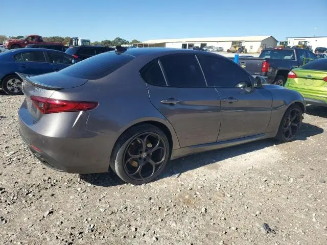 2017 ALFA ROMEO GIULIA TI  