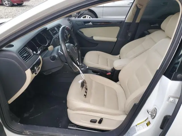 2017 VOLKSWAGEN JETTA SEL