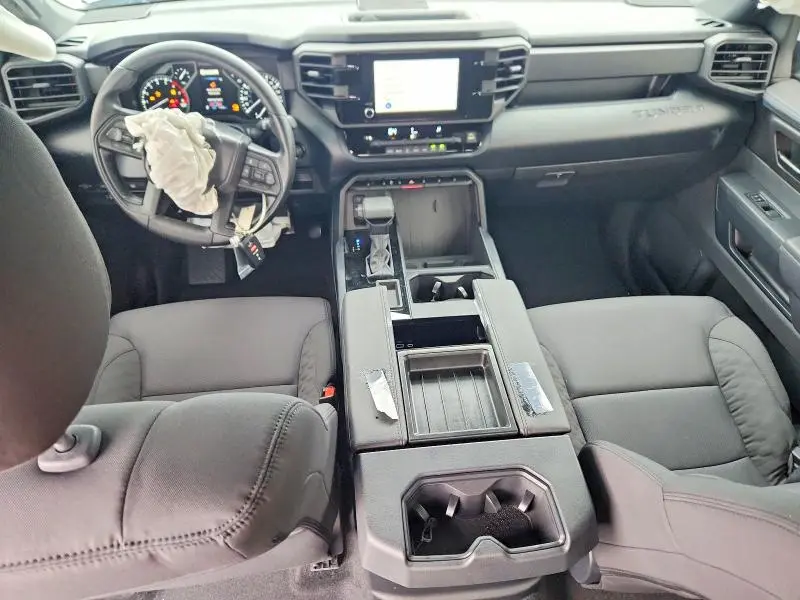 2026 TOYOTA TUNDRA SR  