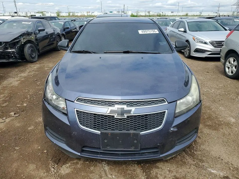2013 CHEVROLET CRUZE LS  