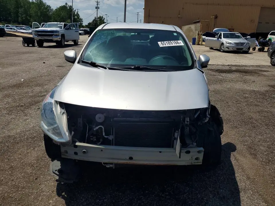 2016 NISSAN VERSA 1.6 SV  