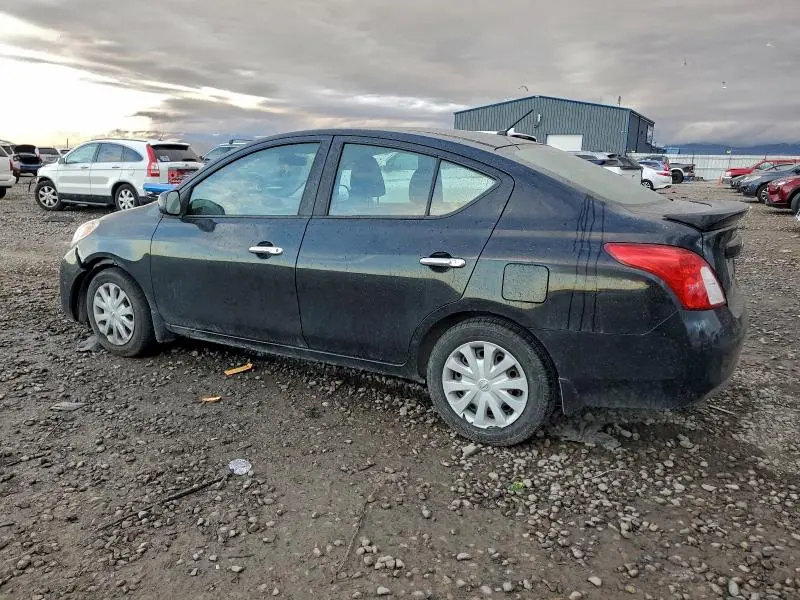 2013 NISSAN VERSA S  