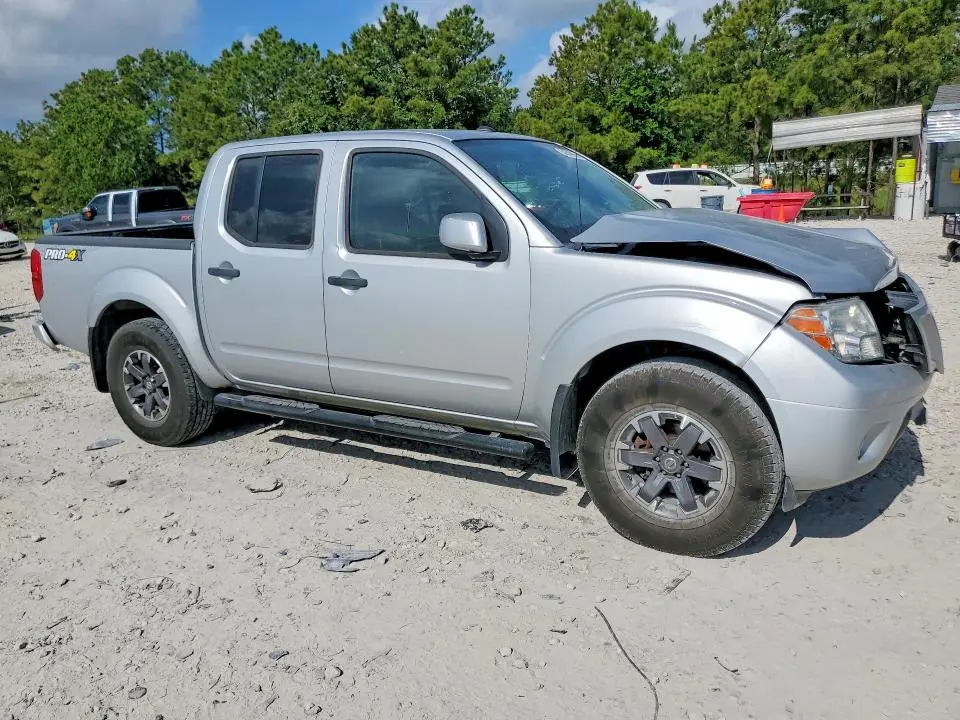 2019 NISSAN FRONTIER PRO-4X  