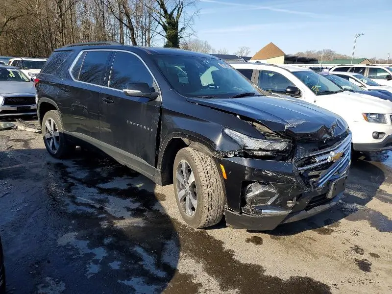 2023 CHEVROLET TRAVERSE LT  
