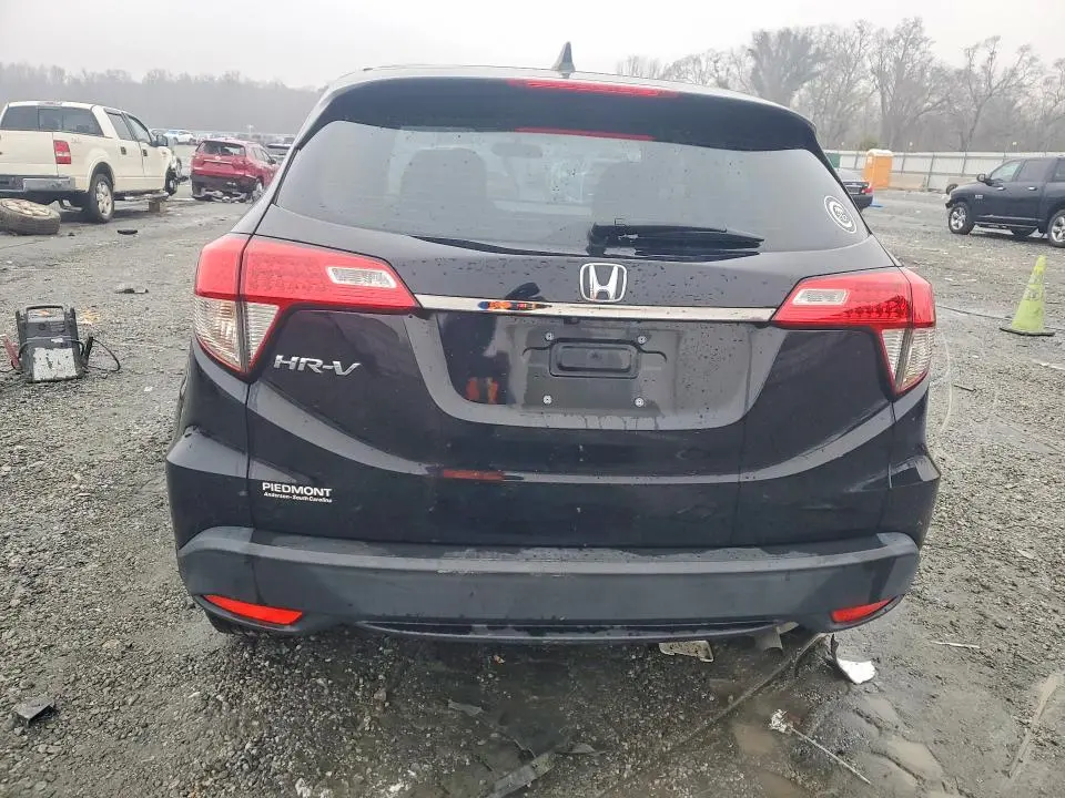 2022 HONDA HR-V LX  