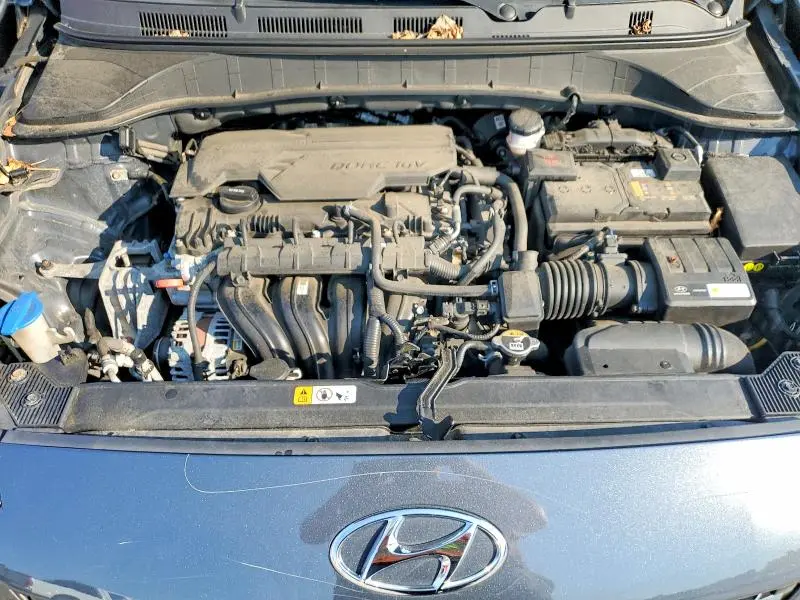 2022 HYUNDAI KONA SE  