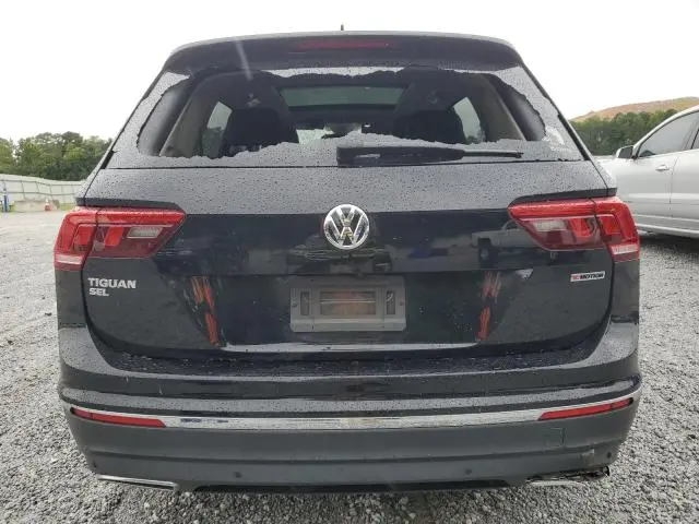 2021 VOLKSWAGEN TIGUAN SE  