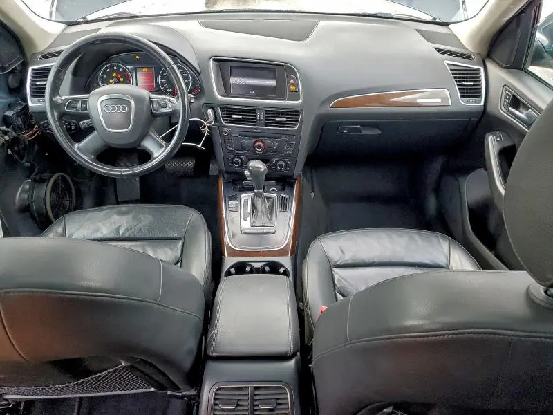 2011 AUDI Q5 PREMIUM  