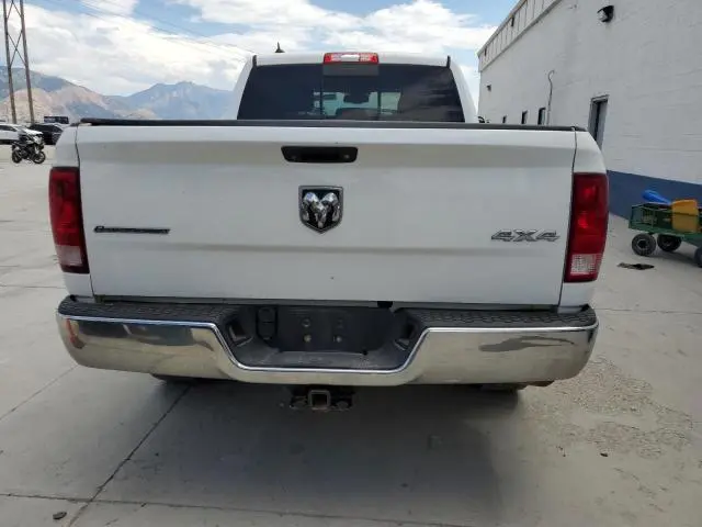 2016 RAM 1500 SLT  