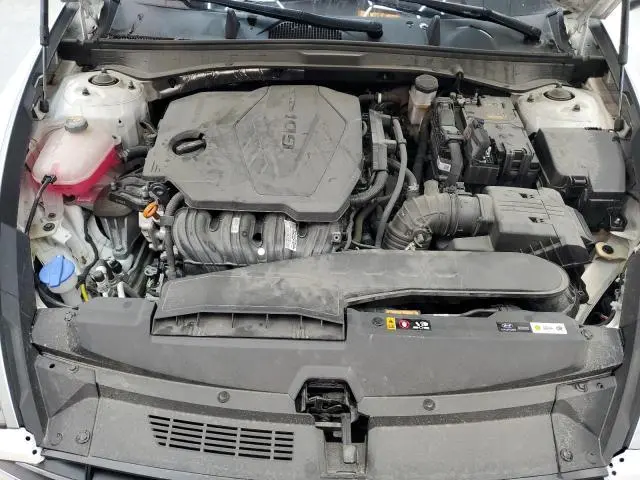 2023 HYUNDAI SONATA SE  