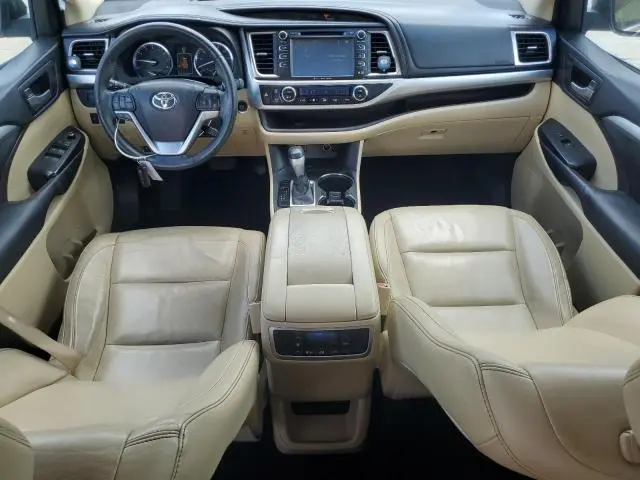 2016 TOYOTA HIGHLANDER XLE  