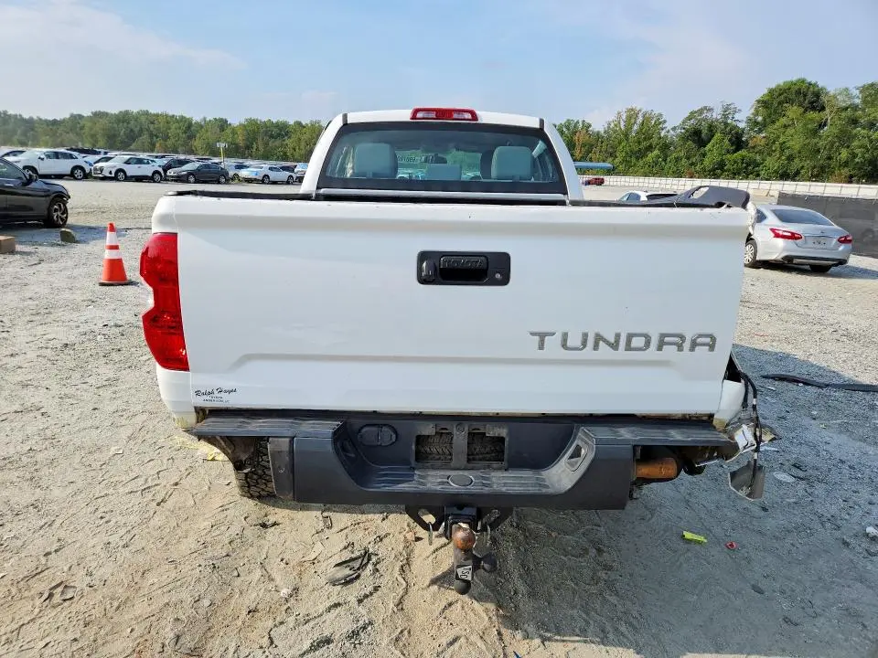 2017 TOYOTA TUNDRA SR  