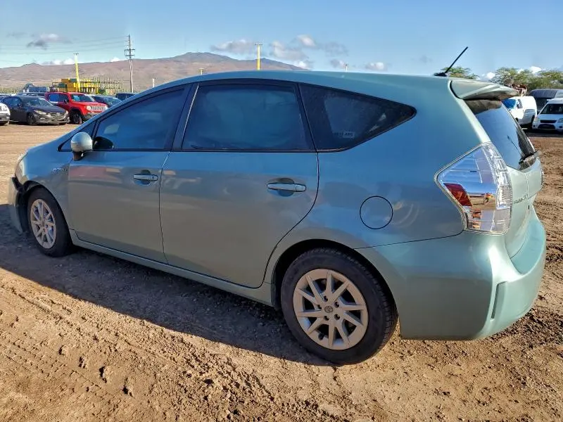 2013 TOYOTA PRIUS V   