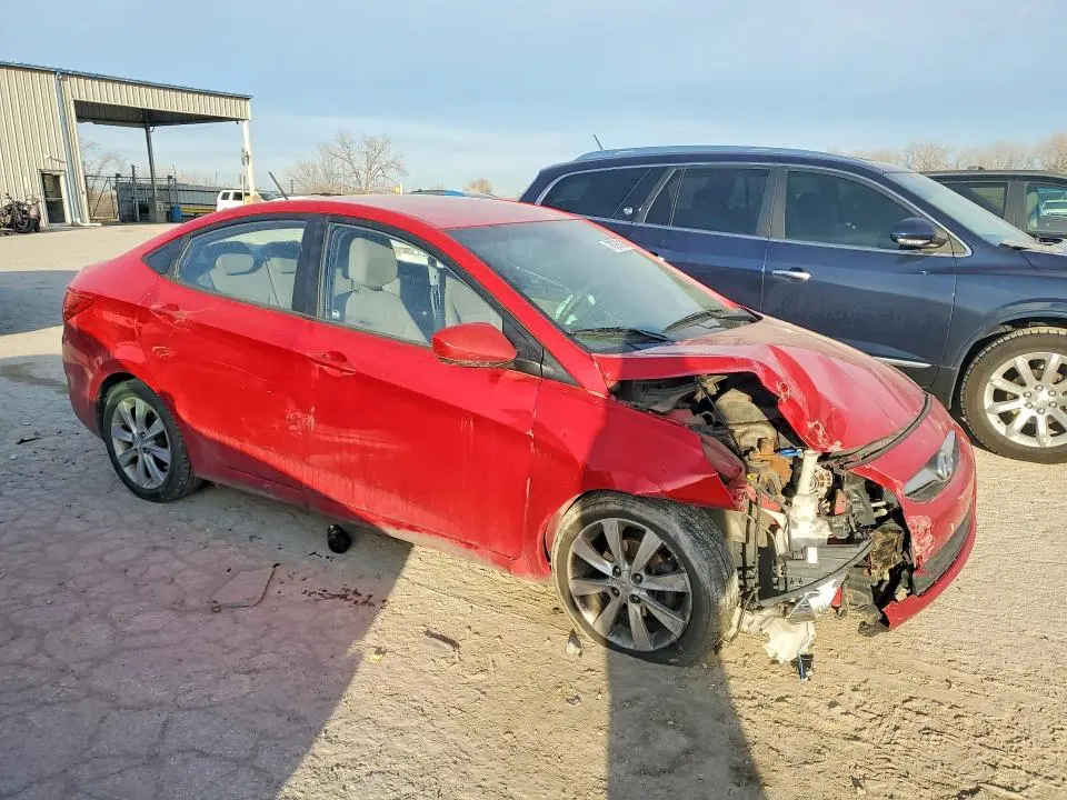 2012 HYUNDAI ACCENT GLS  